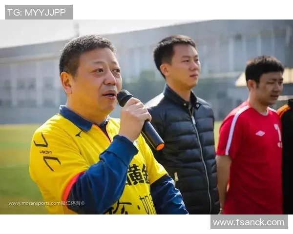 卡德罗夫与足球明星同框合影展现友谊与体育精神的精彩瞬间