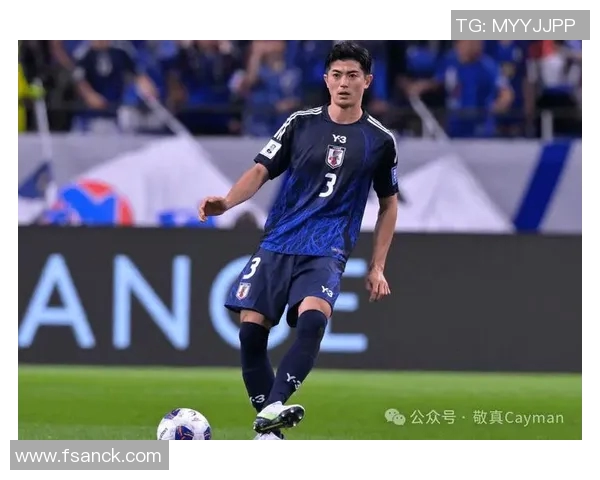 日本足球界的蓝色明星球员盘点与成就分析