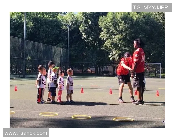 足球明星身高对比分析最佳身高选择与球场表现关系探讨