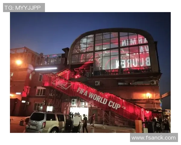 足球明星奢华夜生活揭秘夜店狂欢与奢侈消费的背后故事