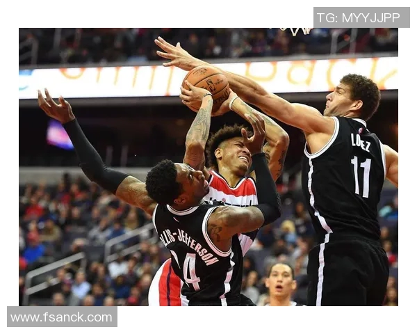 火箭队与爵士队激战20200223精彩回顾及赛后分析